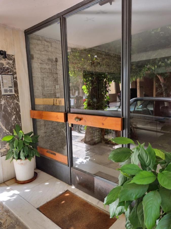 Koukaki Apartment Near Acropolis Atene Esterno foto